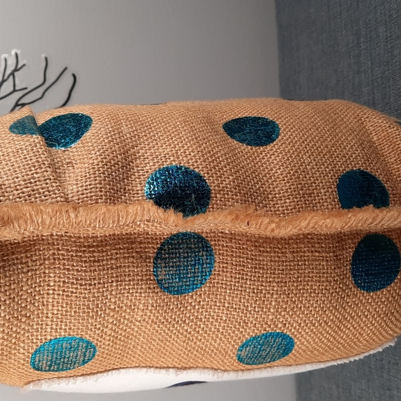 Butterfly Pillow Throw Toss Patio Porch Burlap Metalic Accent Applique - Picture 9 of 9